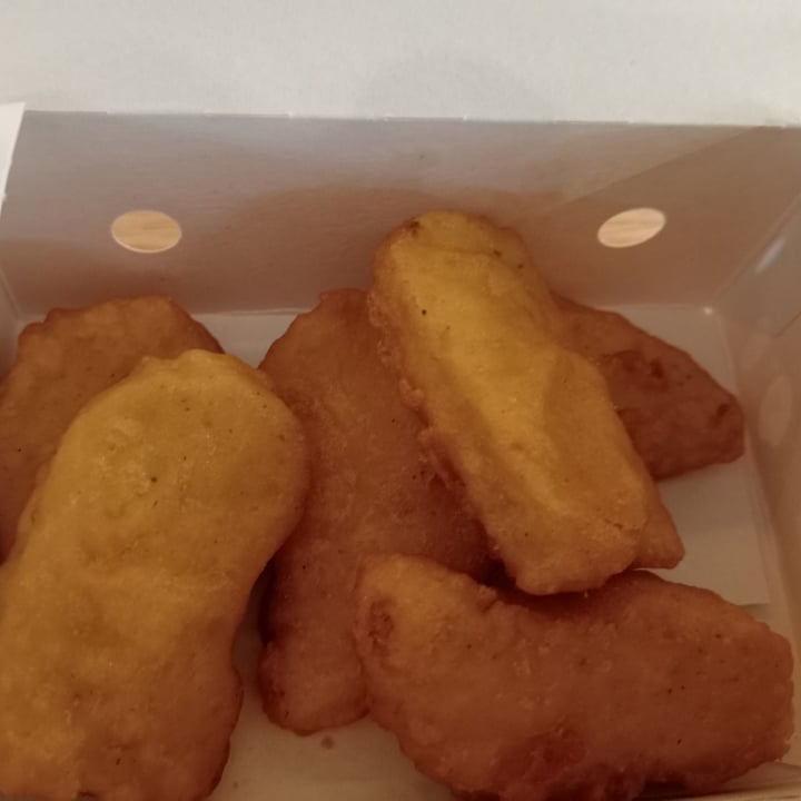 photo of Burger King Castel Mella Plant-Based Nuggets shared by @sabatoalmercato on  07 Apr 2024 - review