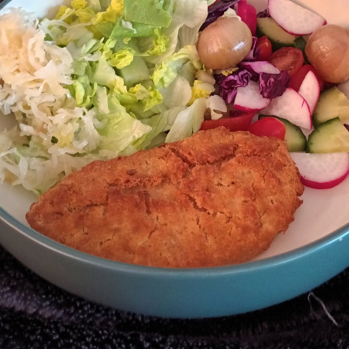 photo of Quorn 2 Salt And Vinegar Fishless Fillets shared by @flobadob on  25 Feb 2024 - review
