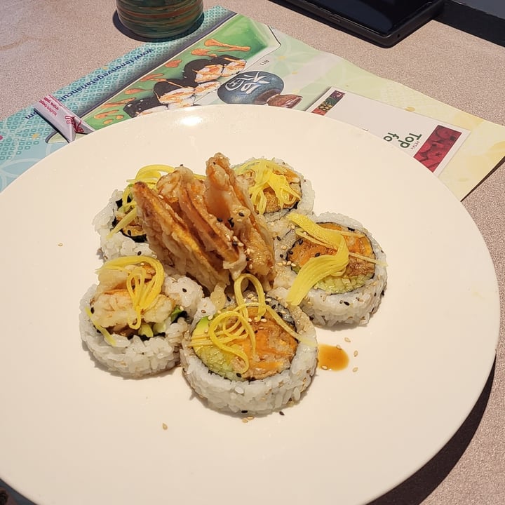photo of Tenon Vegetarian Cuisine Sweet Potato Special Roll shared by @all1za on  18 Sep 2023 - review