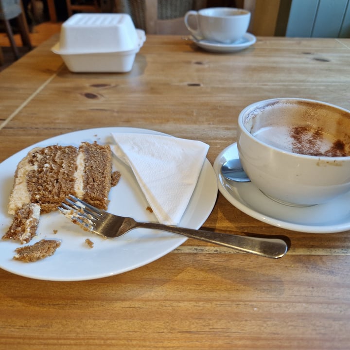 photo of Bluestone Gift Shops Salted caramel cake shared by @lindaveg on  15 Jan 2024 - review