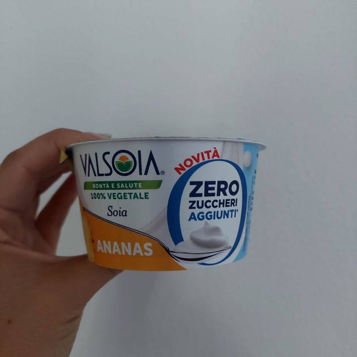 photo of Valsoia Yogurt Di Soia All’ANANAS Senza Zuccheri shared by @ludossssss on  10 Sep 2023 - review