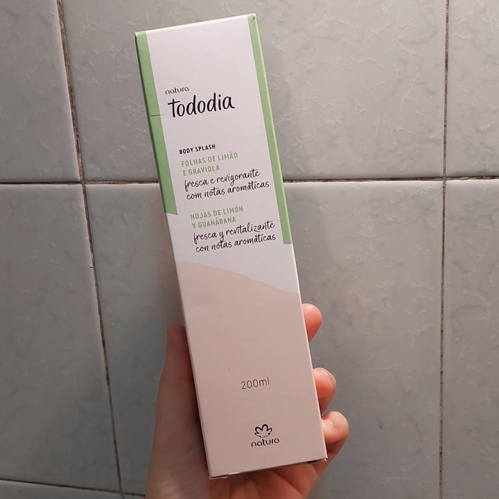 photo of Natura Body splash hojas de limón y guanabana shared by @sritabrocoli on  01 Nov 2024 - review