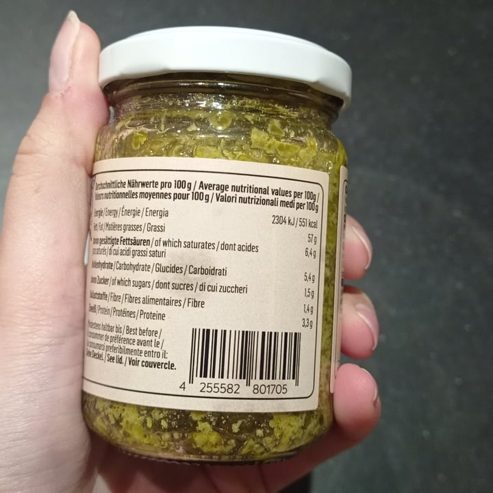 photo of Koro organic pesto with black kale shared by @nuriawashungry on  17 Mar 2024 - review