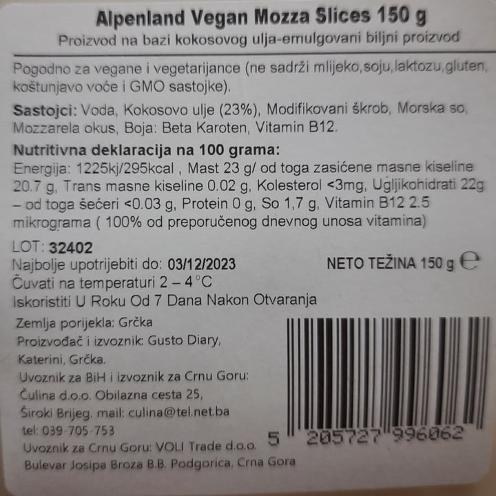 photo of Alpenland Vegan mozza shared by @sofialap on  13 Jan 2024 - review