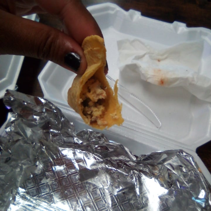 photo of The Brunch Truck of Amarillo All Vegan Corn Tortillas, Egg, Cheese, Sausage, Breakfast Tacos shared by @x9flourishing on  27 Feb 2025 - review