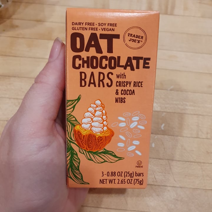 Trader Joe's Oat Chocolate Bars with Crispy Rice and Cocoa Nibs Review
