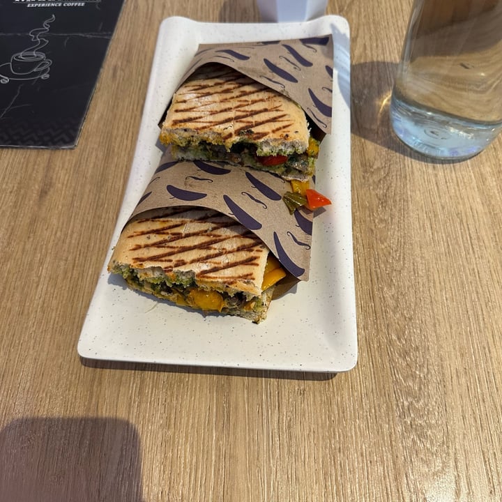 photo of Paris Panini - Gourmet Sandwiches and Wraps Vegan Colette shared by @arjun04 on  28 Sep 2024 - review