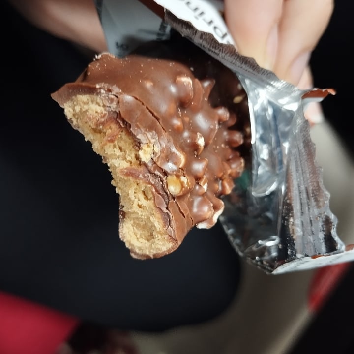photo of Foodspring Barretta proteica roasted peanut shared by @ilariabonfanti on  01 Mar 2024 - review