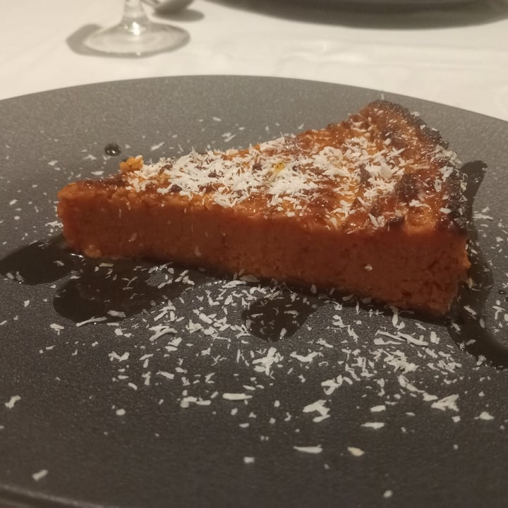 photo of Restaurante Curcuma tarta zanahoria shared by @vivanlasvegan on  07 Dec 2023 - review