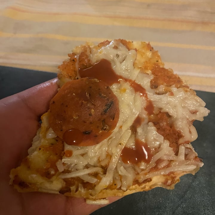 photo of Daiya Meatless Pepperoni Style Pizza shared by @veganads on  14 Mar 2024 - review