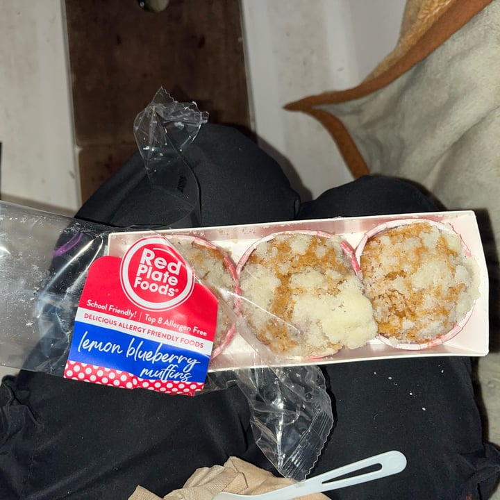 photo of Red Plate Foods Lemon Blueberry Muffins shared by @oshmorethstorm on  21 Dec 2023 - review