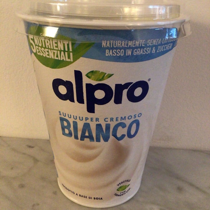 photo of Alpro yogurt soia shared by @annapaola on  20 Jul 2025 - review