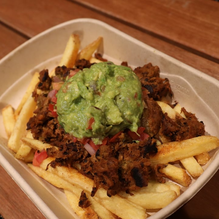 photo of Guzman Y Gomez - Ocean Financial Centre Nacho Fries With Pulled Shiitake shared by @dourayra on  08 Aug 2024 - review