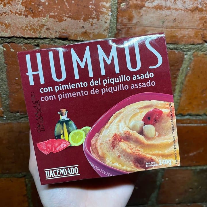 photo of Hacendado Hummus con Pimiento del Piquillo Asado shared by @pauladelriver on  27 Jul 2025 - review