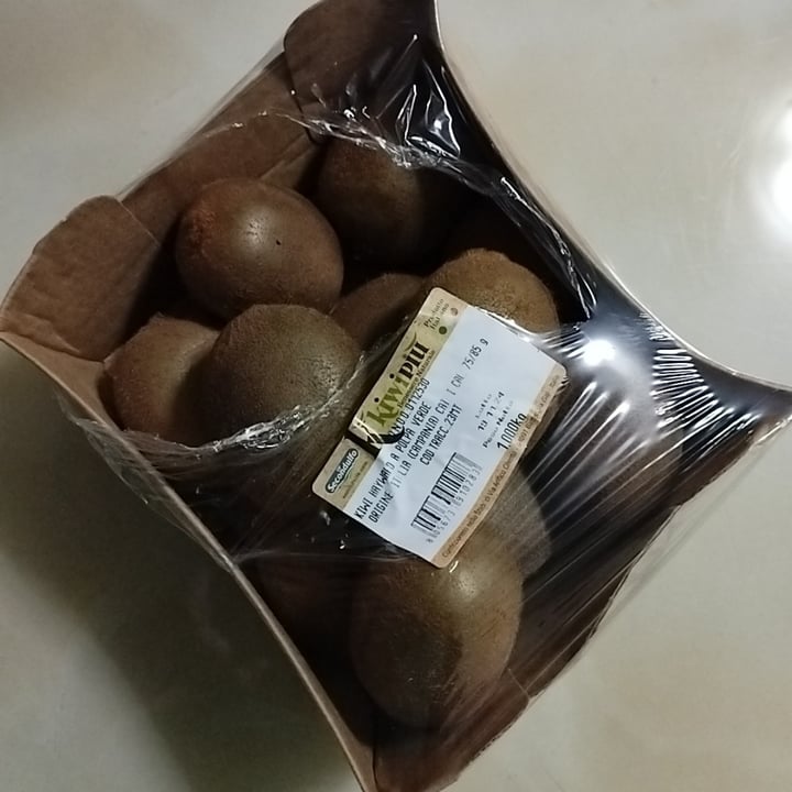 photo of Kiwi piu’ Kiwi Hayward shared by @caffy on  23 Nov 2024 - review