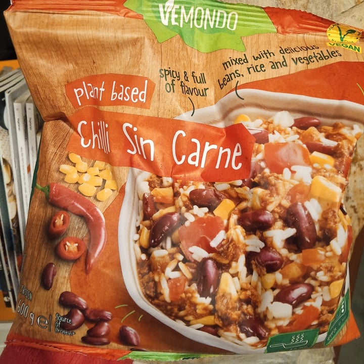 photo of Vemondo Chili Sin Carne Vegan shared by @-fede on  03 Feb 2025 - review