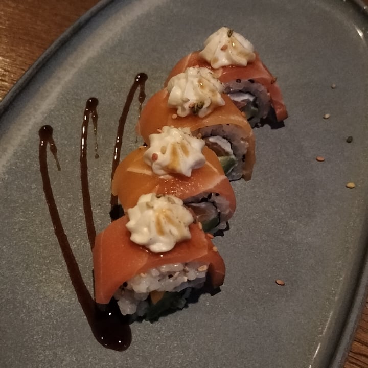 photo of NORI WAY Mix di sushi shared by @saracente on  13 Jun 2024 - review