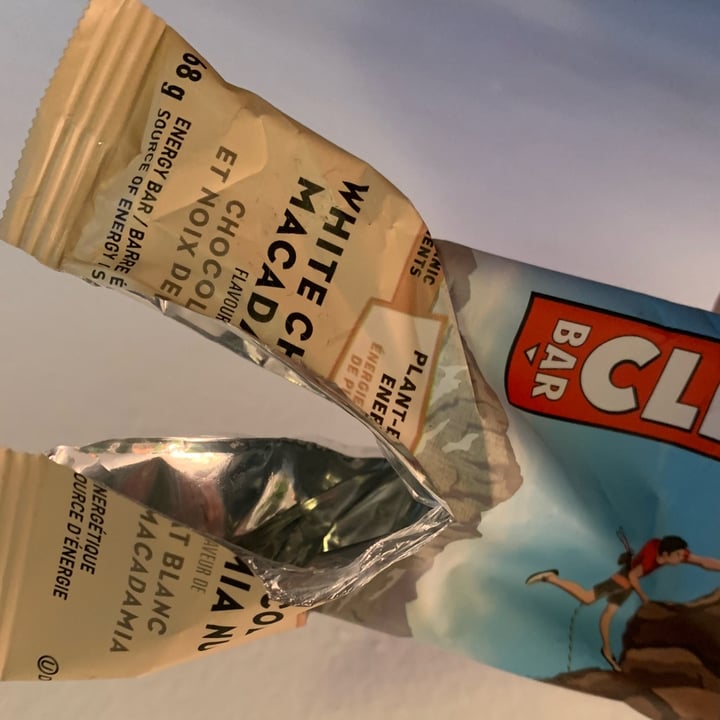 photo of Clif Bar White Chocolate Macadamia Nut Flavor Bars shared by @dansvatek on  25 Aug 2023 - review