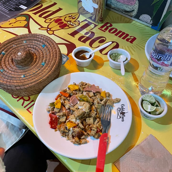 photo of Gold Taco Roma Alambre shared by @maravwn on  20 Aug 2024 - review