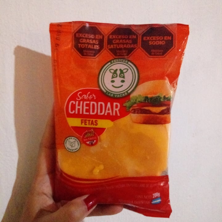 photo of Felices Las Vacas Queso Cheddar en Fetas shared by @melipetrucelli on  29 Jan 2024 - review
