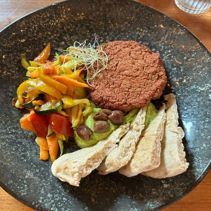 photo of Fred vegan meal shared by @rumakaur on  30 May 2024 - review