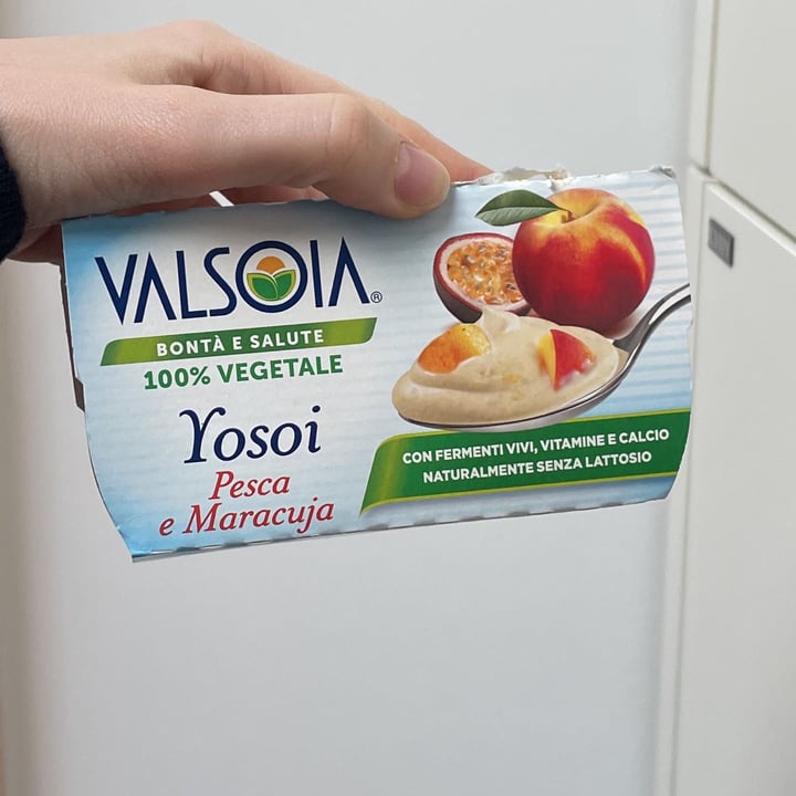 photo of Yogurt valsoia yosoi pesca e maracuja shared by @caterinacc on  16 Jan 2024 - review