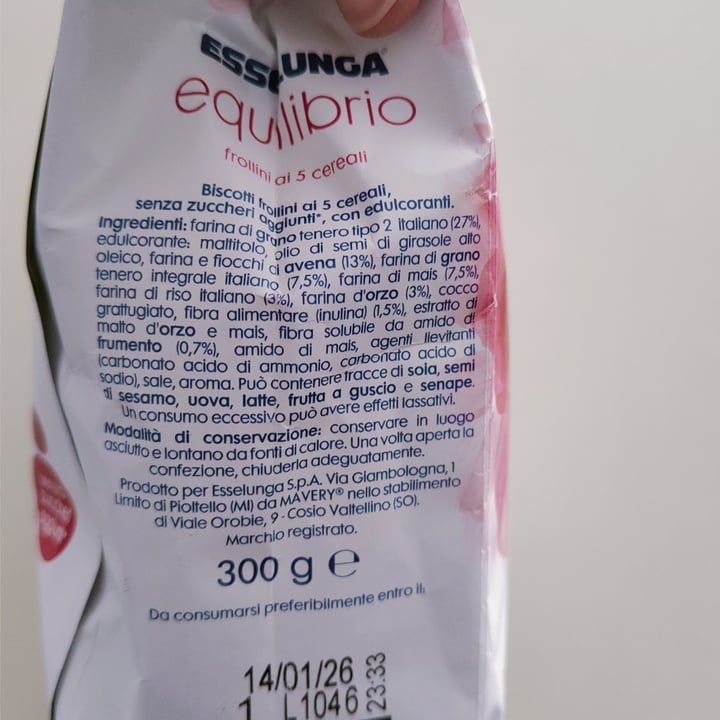 photo of Esselunga equilibrio biscotti ai 5 cereali shared by @chiarahakuna on  25 Jun 2025 - review