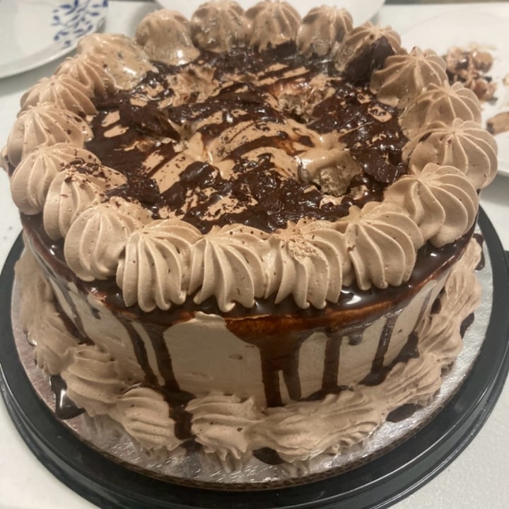 photo of FCH Sweetness Vegan Pastry Choco- Fudge Cake shared by @irevetcr on  15 Sep 2025 - review