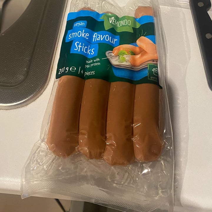 photo of Vemondo vegan smoke flavour sticks shared by @mg94 on  01 Jun 2024 - review