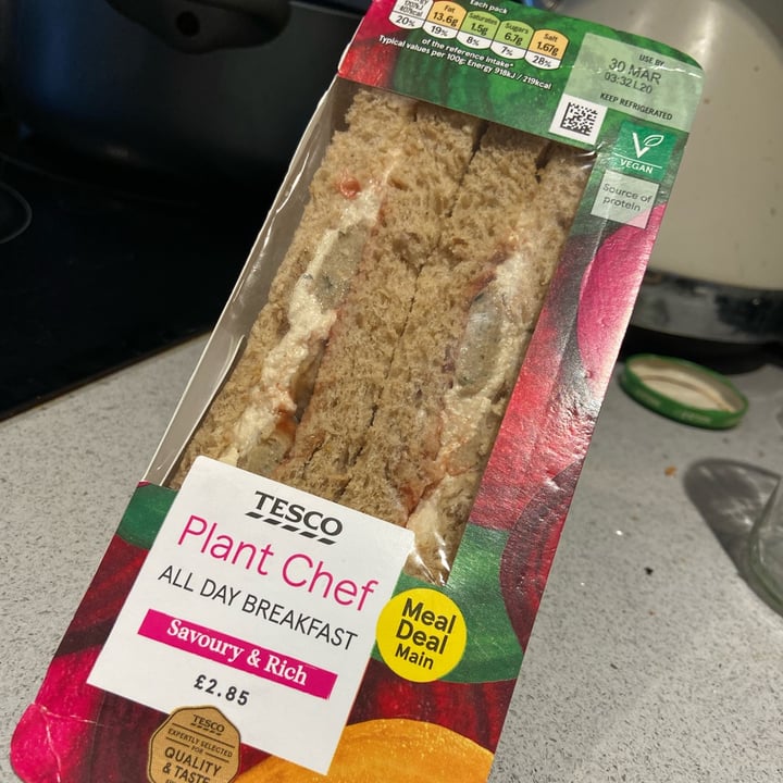 photo of Tesco Plant Chef All Day Breakfast Sandwich shared by @fxk on  23 Apr 2024 - review