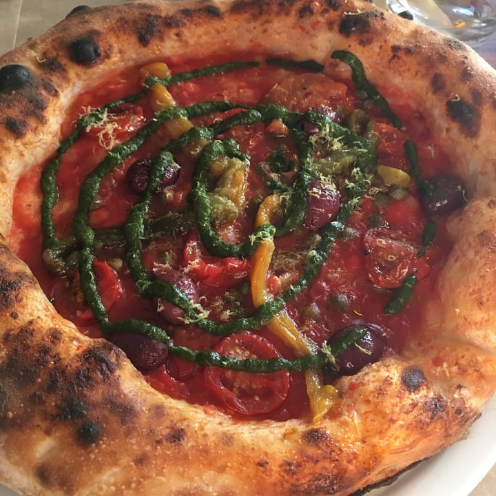 photo of Pizza Connection Sheena The Punk Rocker Vegan Pizza shared by @sylvacharm on  24 Jan 2024 - review