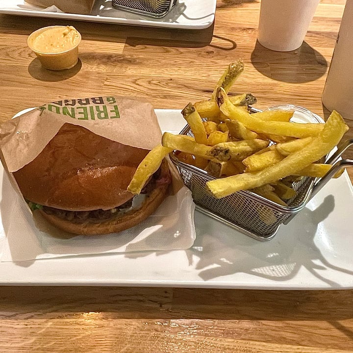 photo of Friends & Brgrs Vegan Burger shared by @lilimei2000 on  12 May 2024 - review