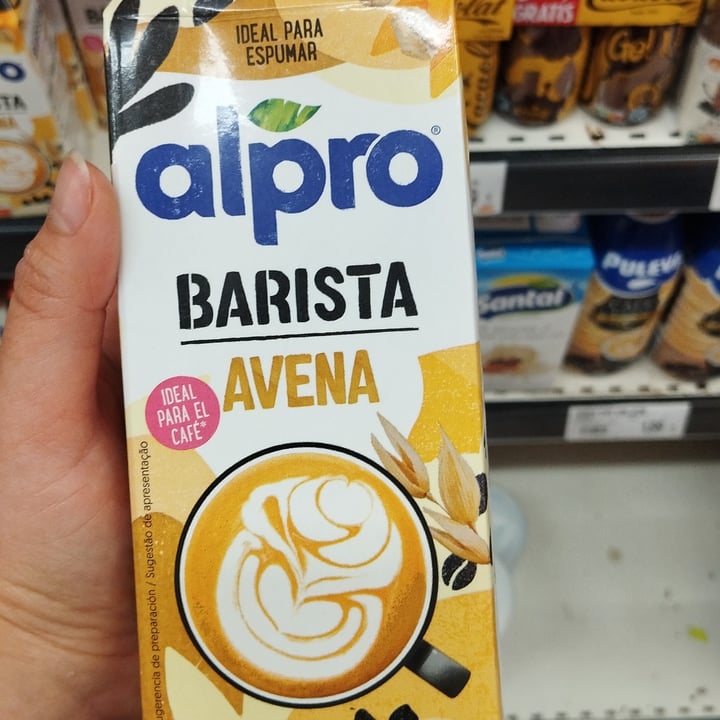 photo of Latte alpro bebida de avena barista shared by @notyetem on  28 May 2024 - review