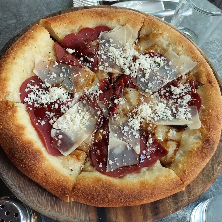 photo of Coletta Fig Jam and “Proscuitto” Pizza shared by @jcasati on  06 Oct 2023 - review