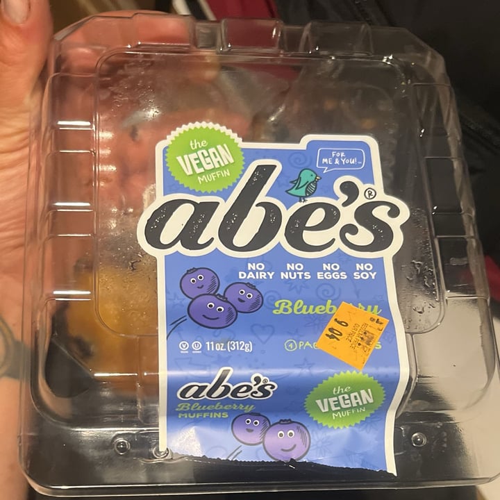 photo of Abe's Vegan Muffins Abe's Vegan One BIG Blueberry Muffin shared by @oshmorethstorm on  08 Sep 2025 - review