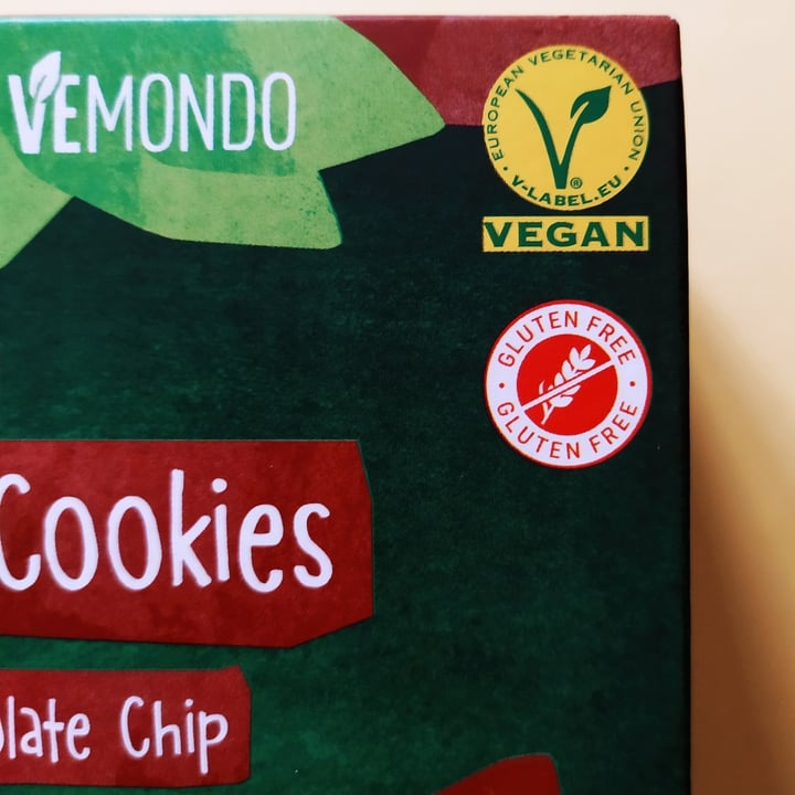 photo of Vemondo Vegan Oat Cookies Chocolate Chip shared by @rominaguch on  01 Jan 2024 - review