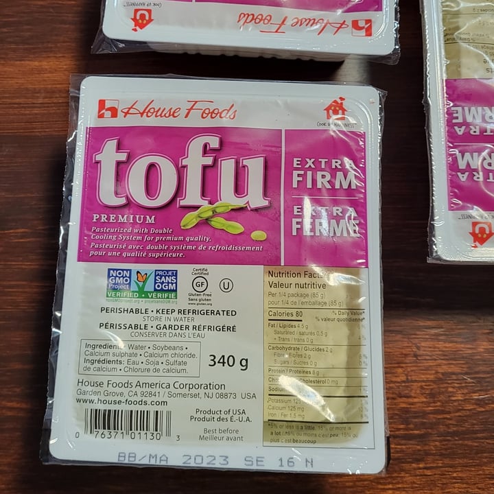 photo of House Foods Extra Firm Premium Tofu shared by @all1za on  20 Sep 2023 - review