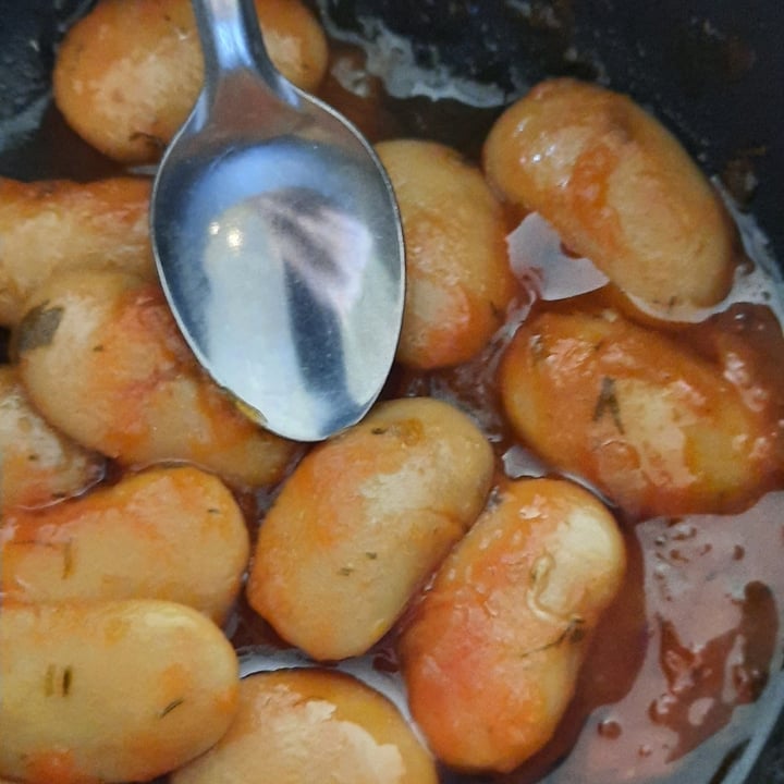 photo of Woolworths Food Giant beans in tomato sauce shared by @crueltyfreebeauty-de on  26 Mar 2024 - review