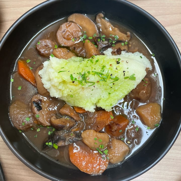 photo of Back to Eden Singapore (Cafe) Hearty Stew with Winter Vegetables shared by @laureguilbaud on  29 Aug 2023 - review