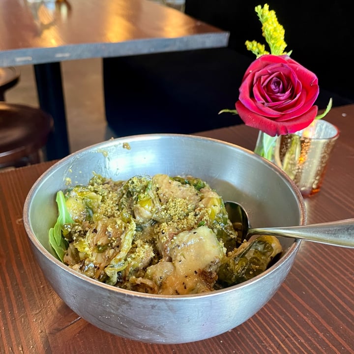 photo of Modern Love Garlic Parmesan Brussels (gf) shared by @kyu on  05 Aug 2024 - review