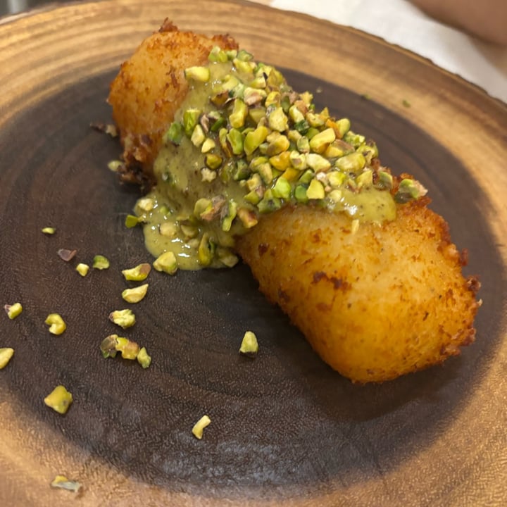 photo of Pesto di Pistacchio Crocché al pesto di pistacchio shared by @perlemammemucche on  13 Oct 2025 - review