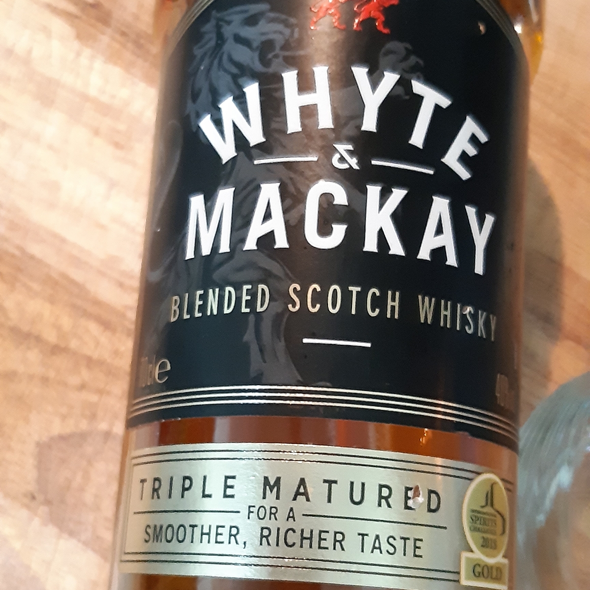 Whyte & Mackay Blended Scotch Whiskey Reviews | abillion