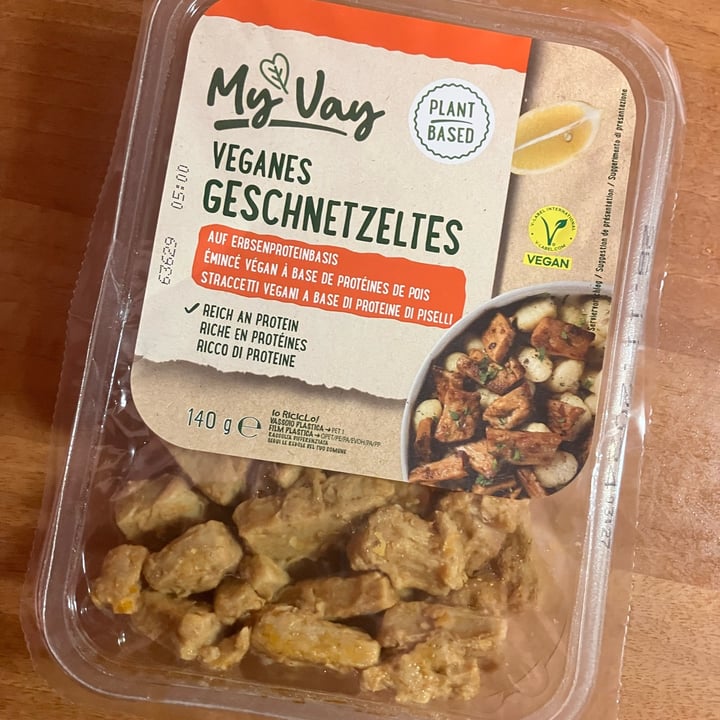photo of MyVay Straccetti Vegani A Base Di Proteine Di Piselli shared by @hellf on  04 Nov 2024 - review