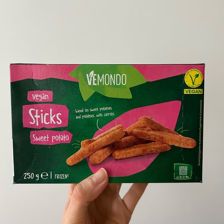 photo of Vemondo vegan sticks shared by @poddamon on  05 Apr 2024 - review