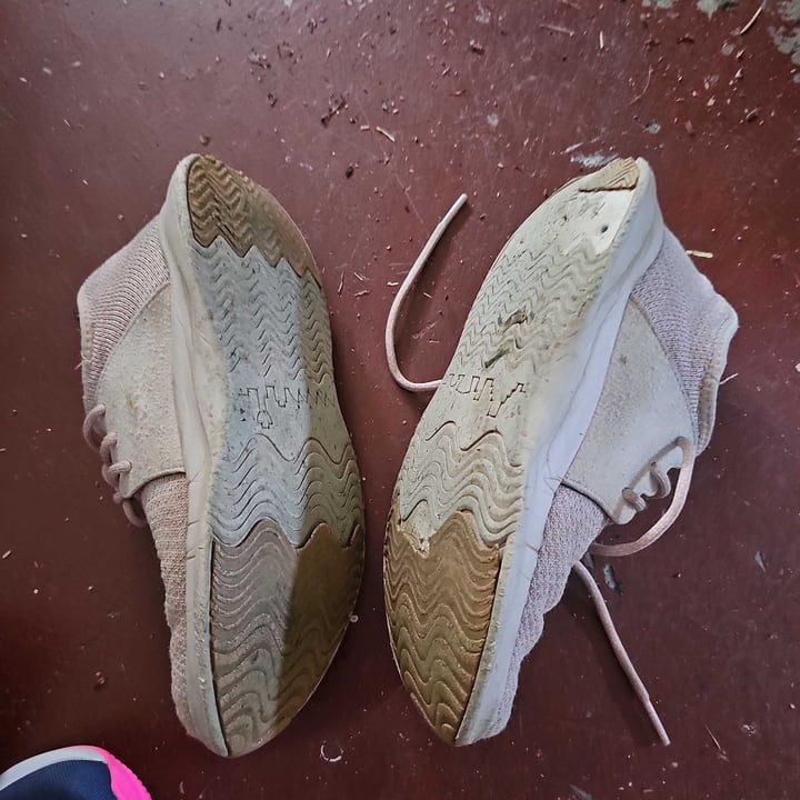 photo of Vessi Cityscape sneaker shared by @raovioli on  23 Apr 2024 - review