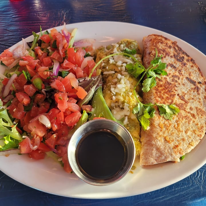 photo of Gina's Mexican Cafe Veggie Variety shared by @sleekitty on  21 May 2024 - review