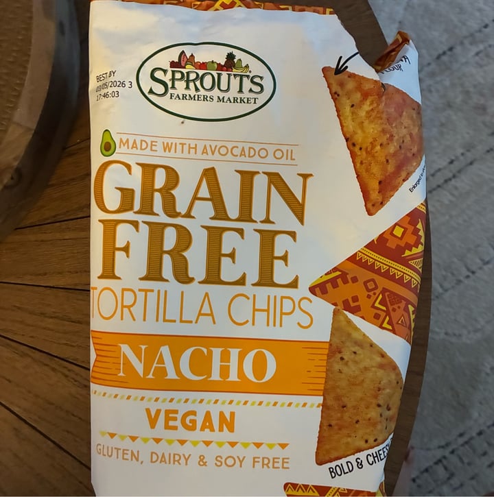 photo of Sprouts Farmers Market Grain Free Tortilla Chips Nacho shared by @islandbird on  16 Jul 2025 - review