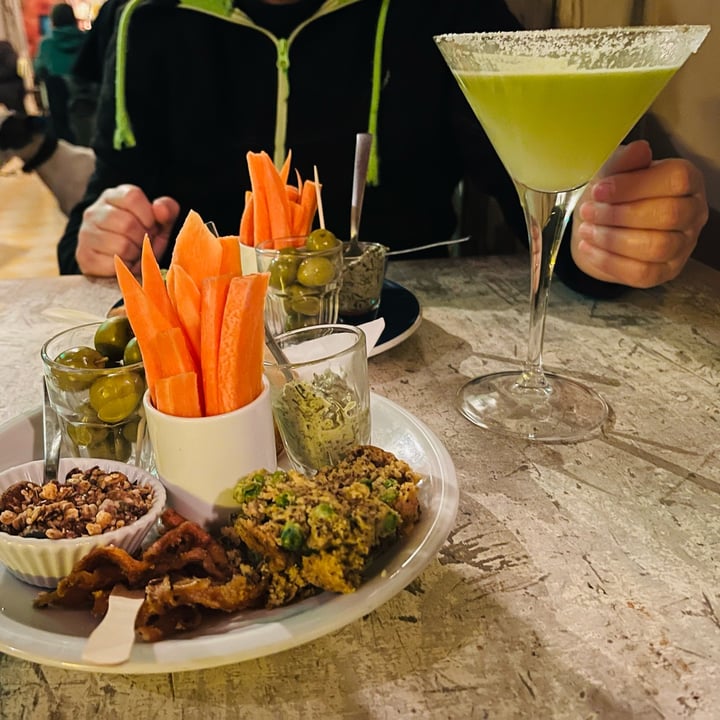 photo of Quelo Bar aperitivo vegano shared by @miba on  22 Apr 2024 - review