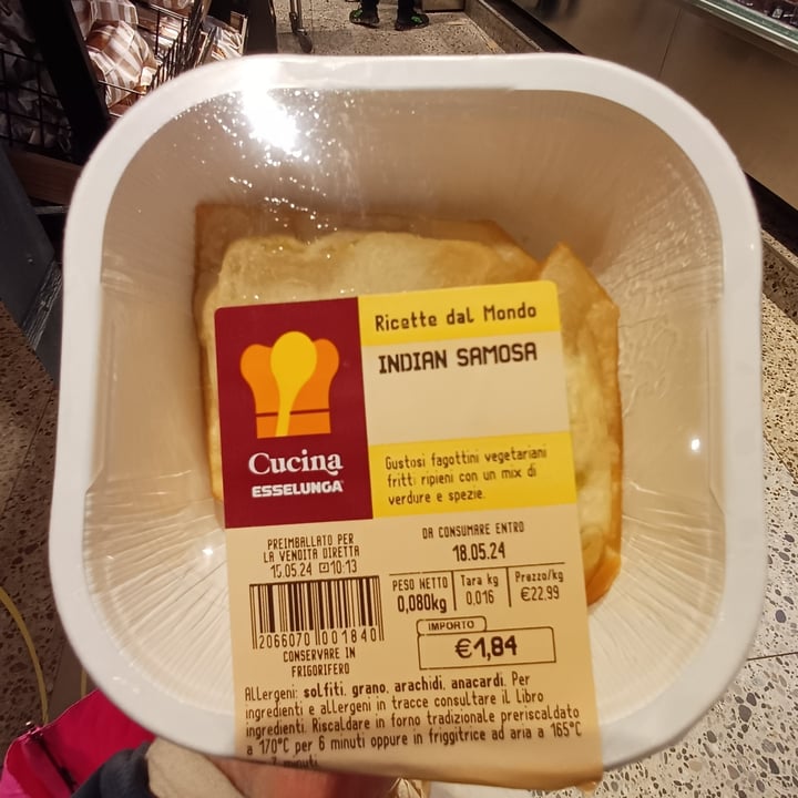 photo of Cucina Esselunga Indian Samosa shared by @miocillo0 on  16 May 2024 - review