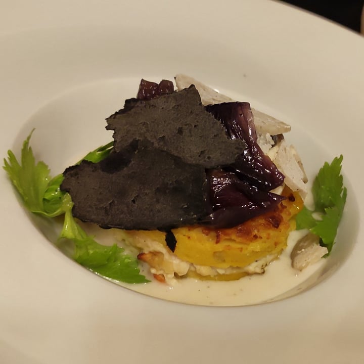 photo of Ristorante La Casina di Alice Frittatina di ceci farcita con mayo ai funghi shared by @user123987 on  15 Feb 2024 - review